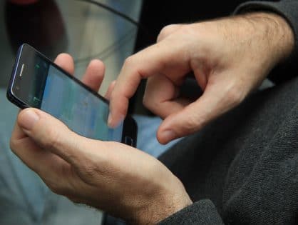 WhatsApp detecta falha e aciona usuários