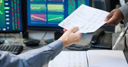 Como garantir a proteção dos dados durante a reestruturação empresarial?